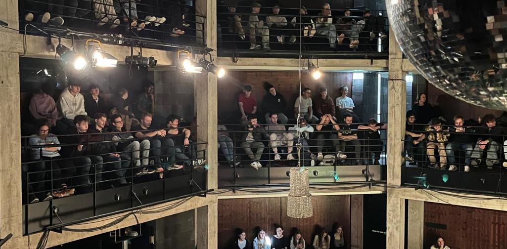 „Superkontrakkordibus" Feinripp Ensemble „Superkontrakkordibus" Feinripp Ensemble