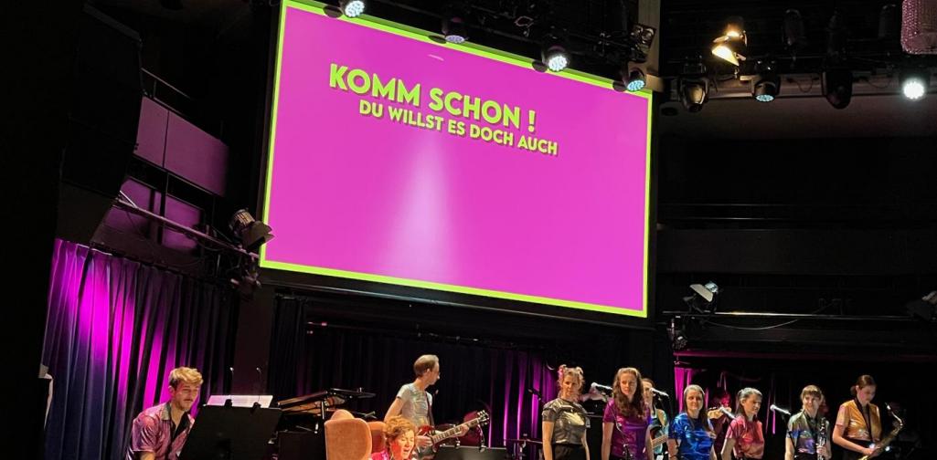 "Komm schon" "Komm schon"